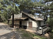 Pinecone Lodge