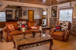 Raw Hide Lodge Condo at Lookout Estates- M1 - Image 4