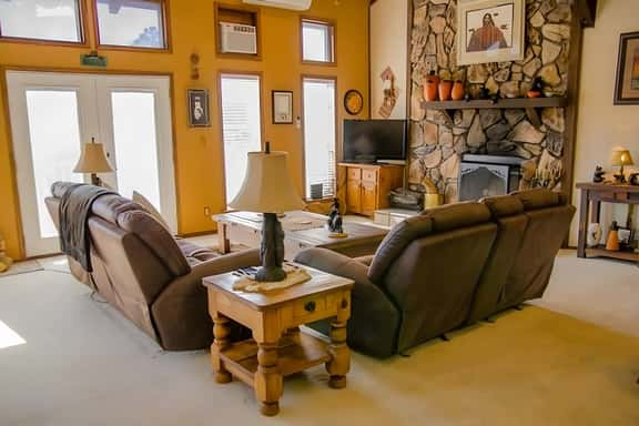 Raw Hide Lodge Condo at Lookout Estates- M1 - Image 1