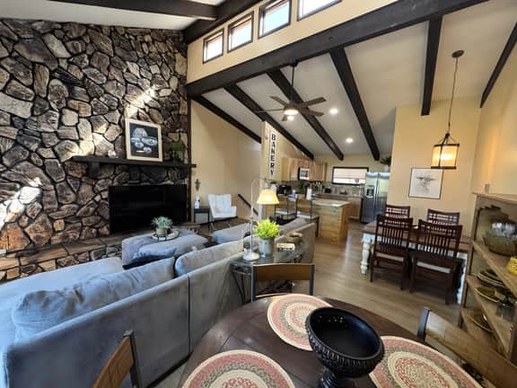 Wild Wells Retreat - Image 5